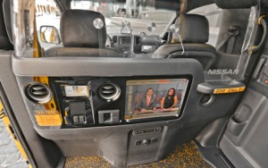 2014-nissan-nv200-mobility-ny-taxi-interior www.pruebautos.com.ar