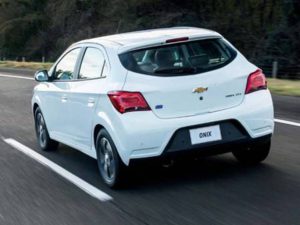 Chevrolet-Onix-2017 (3) pruebautos.com.ar