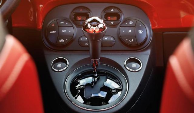 Fiat | restyling del 500 que suma novedades tecnológicas y estéticas – Precios