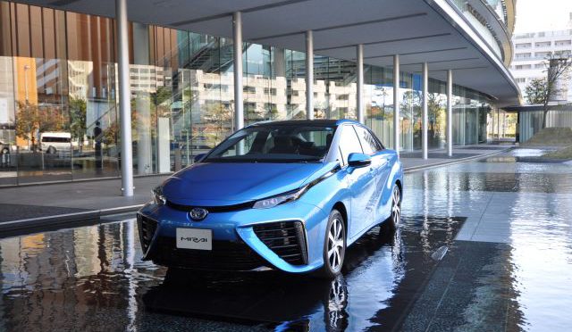 Toyota |  firma acuerdo para construir nuevas estaciones de hidrógeno en Japón